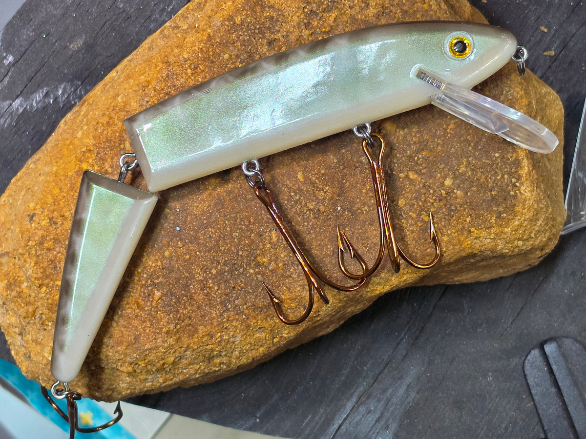Mimic Muskie Hunter 8" River Sucker