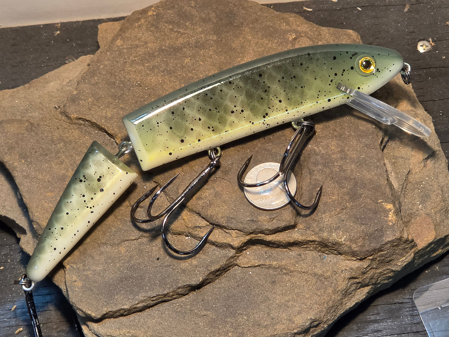 Mimic Muskie Hunter 8" Baby Muskie