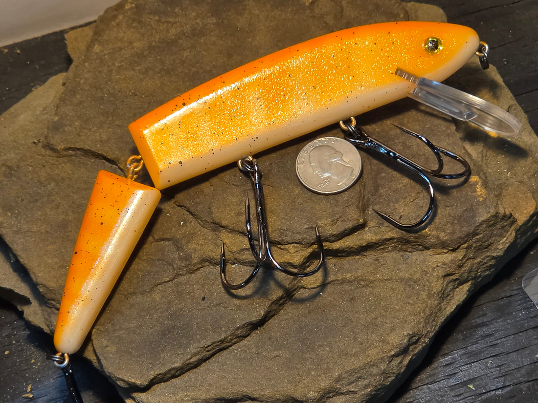 Mimic Muskie Hunter 8" Golden Trout